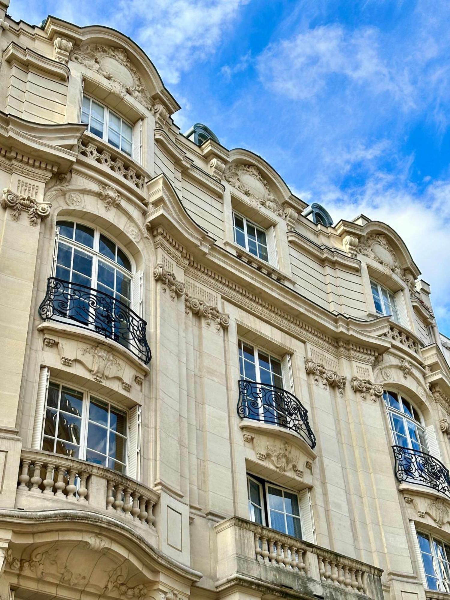 1601B - Studio near Champs Elysées Parigi Esterno foto